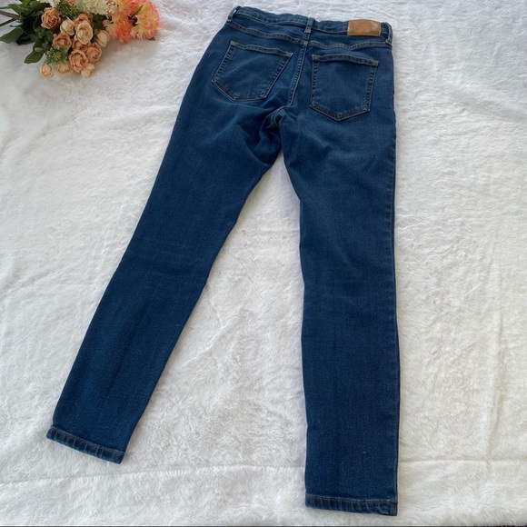 Everlane High Rise Dark Wash Classic Skinny Jeans - Picture 7 of 7